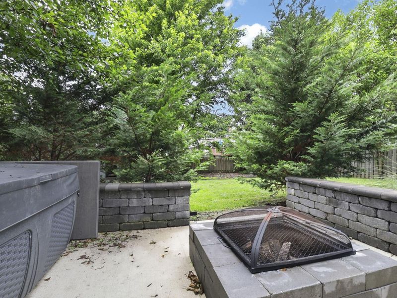 8079 Pelham Drive, Westerville, OH 43081 Photo 47