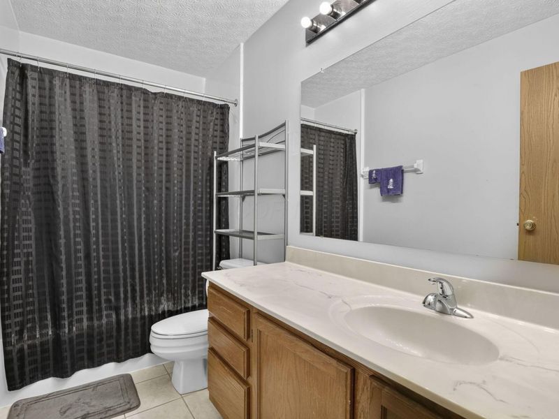 8079 Pelham Drive, Westerville, OH 43081 Photo 55