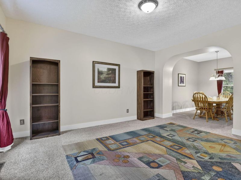8079 Pelham Drive, Westerville, OH 43081 Photo 8