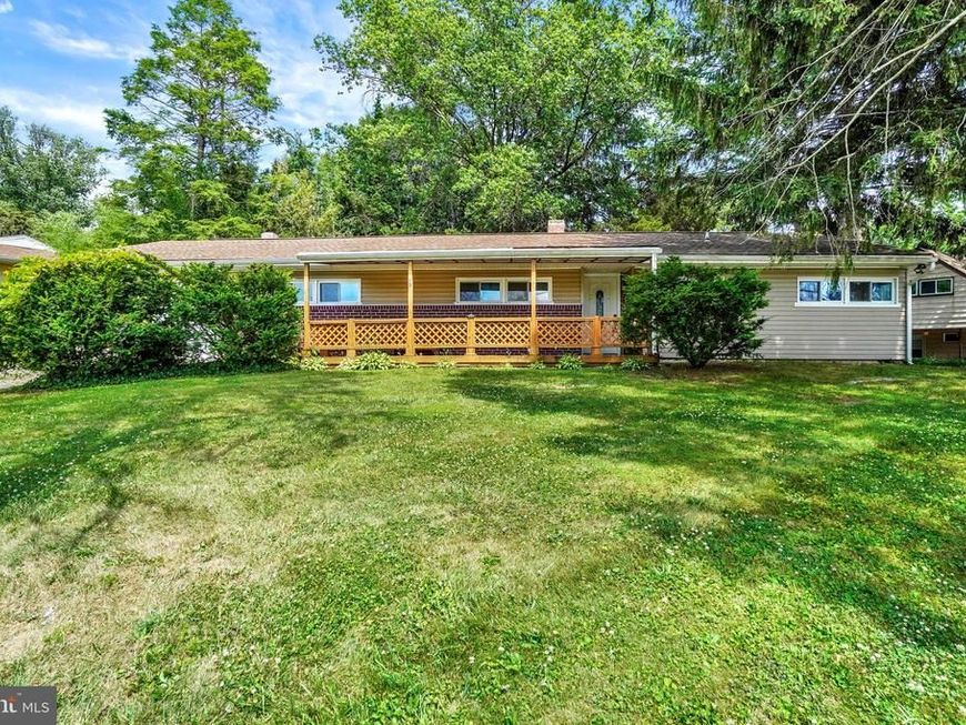 1241 Wogan Road, York, PA 17404 Main Photo