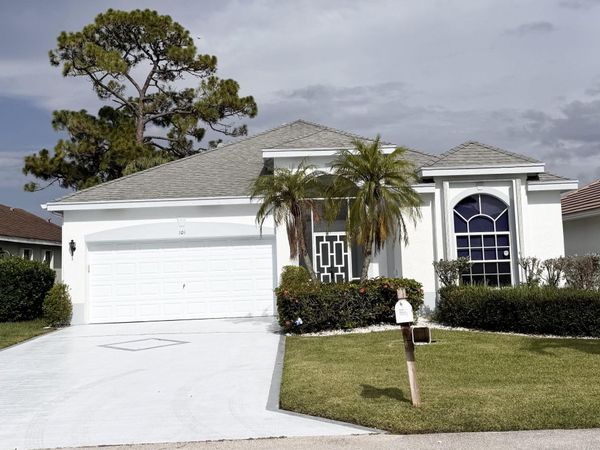 101 Meadowlands Drive, Royal Palm Beach, FL 33411
