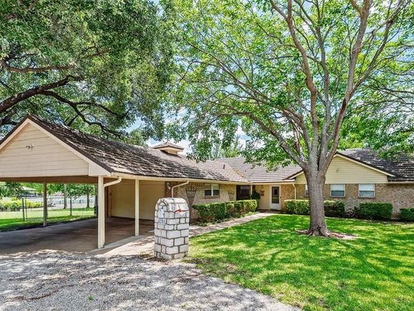 4208 Indian Creek Court, Granbury, TX 76049