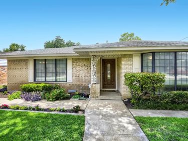 2119 Healey Drive, Dallas, TX 75228
