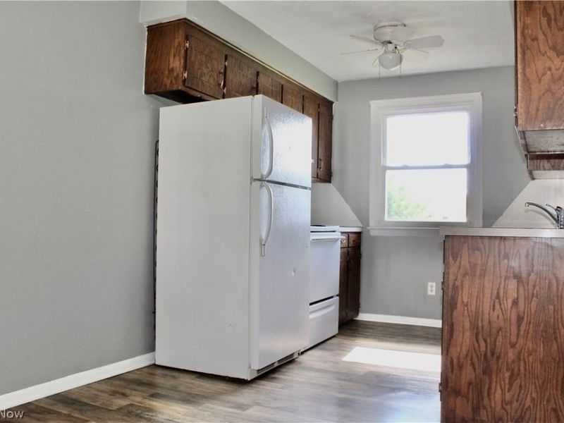 1645 California Avenue, Louisville, OH 44641 Photo 10