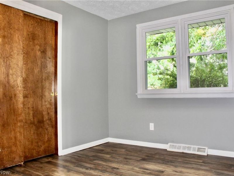 1645 California Avenue, Louisville, OH 44641 Photo 5