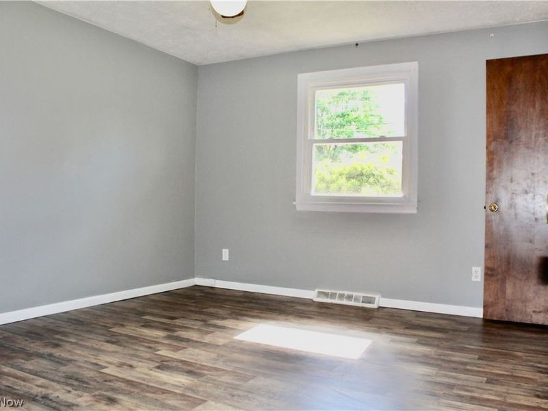 1645 California Avenue, Louisville, OH 44641 Photo 6