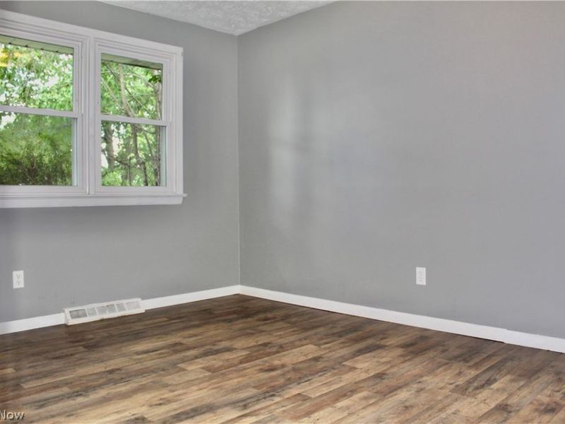 1645 California Avenue, Louisville, OH 44641 Photo 7