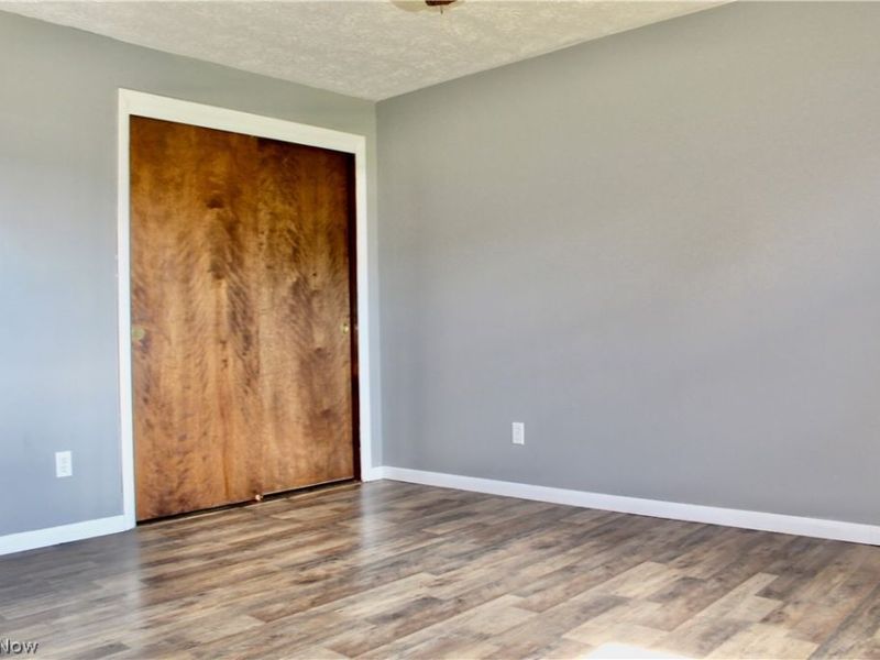 1645 California Avenue, Louisville, OH 44641 Photo 8