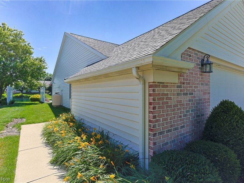 2116 Lakefield Drive, Huron, OH 44839 Photo 4