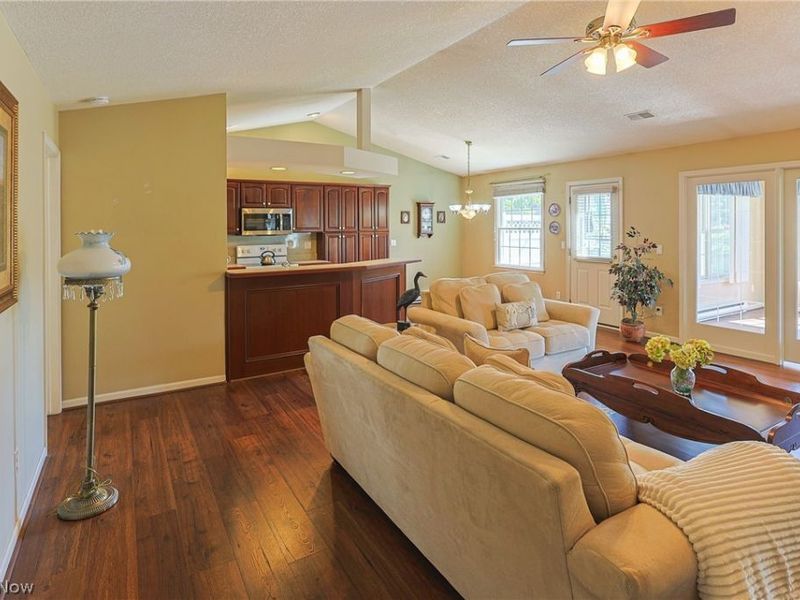 2116 Lakefield Drive, Huron, OH 44839 Photo 7