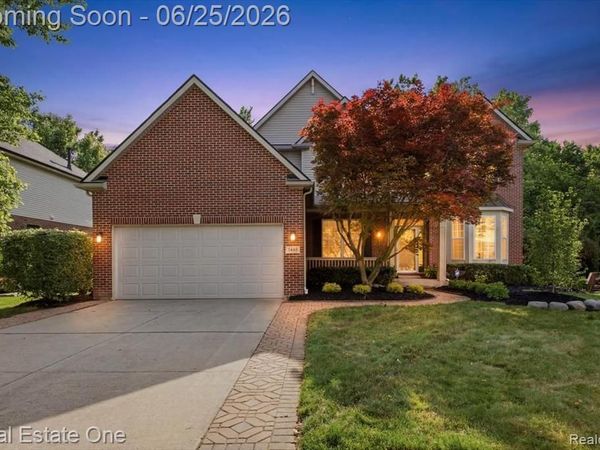 3465 Everett Drive, Rochester Hills, MI 48307