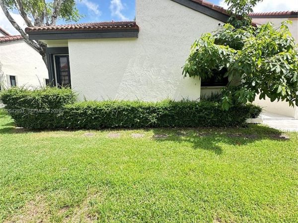 12371 SW 94th Ln , Miami, FL 33186