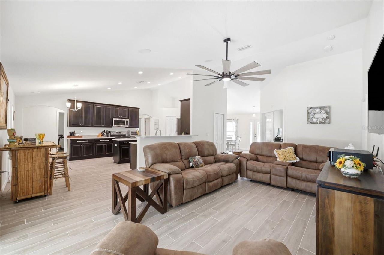 11020 Sage Thrasher Avenue , Weeki Wachee, FL 34614 Photo