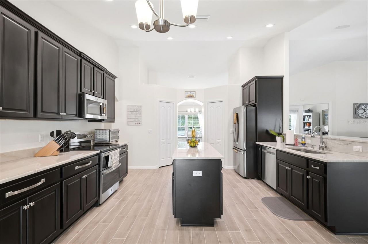 11020 Sage Thrasher Avenue , Weeki Wachee, FL 34614 Photo