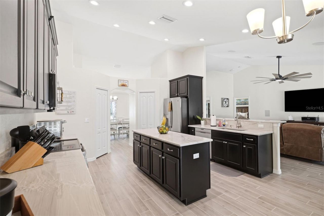 11020 Sage Thrasher Avenue , Weeki Wachee, FL 34614 Photo