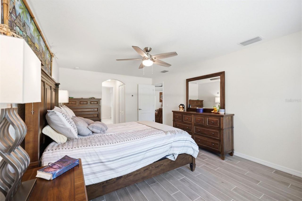 11020 Sage Thrasher Avenue , Weeki Wachee, FL 34614 Photo