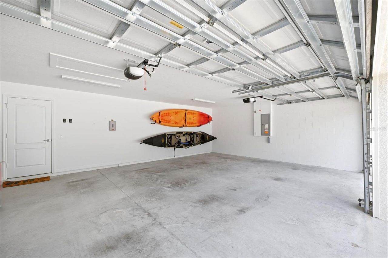 11020 Sage Thrasher Avenue , Weeki Wachee, FL 34614 Photo