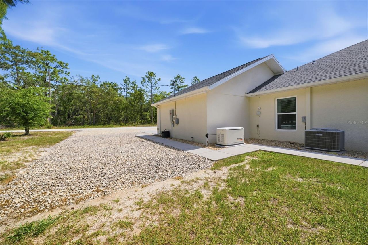 11020 Sage Thrasher Avenue , Weeki Wachee, FL 34614 Photo
