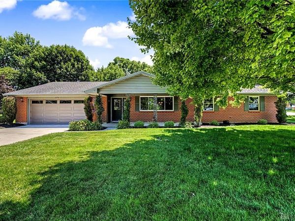 1178 Stonyridge Avenue, Troy, OH 45373