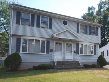44-46 Middle St, Springfield, MA 01104