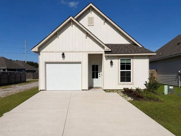 71525 SPIKE Drive , Madisonville, LA 70447
