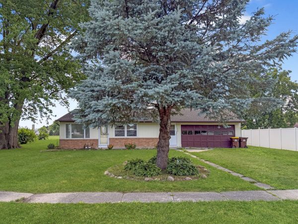 508 N 1st Street , Pearl City, IL 61062
