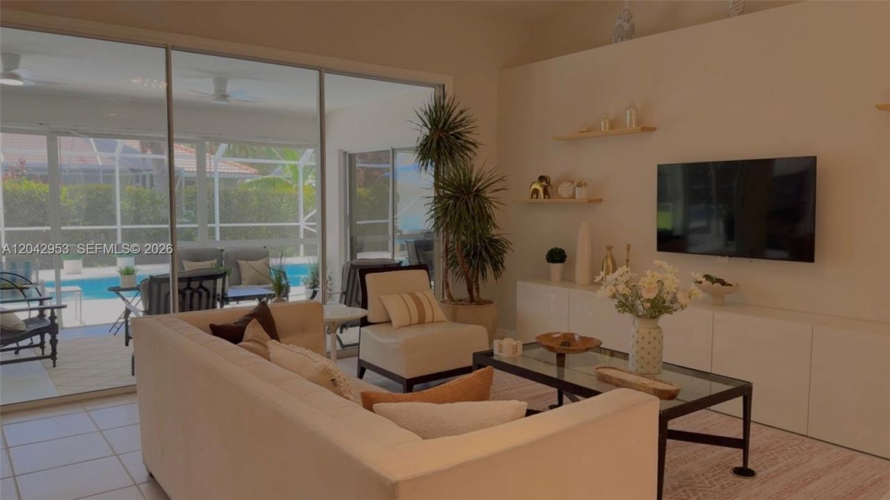 165 Cypress Trce, Unit none, Royal Palm Beach, FL 33411 Photo