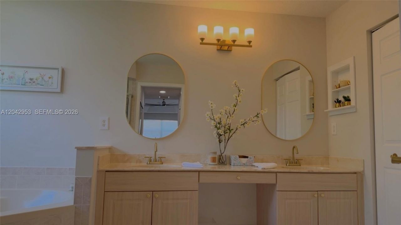 165 Cypress Trce, Unit none, Royal Palm Beach, FL 33411 Photo