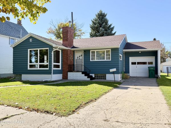 1012 4TH Street, Langdon, ND 58249