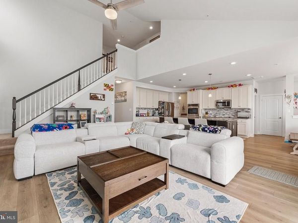 6 HENRY HOUSE CIRCLE, TANEYTOWN, MD 21787
