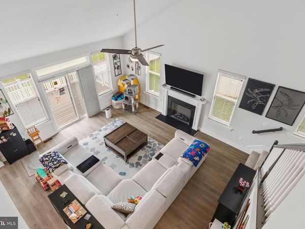 6 HENRY HOUSE CIRCLE , TANEYTOWN, MD 21787