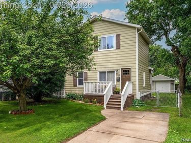 629 Bowers Street, Clawson, MI 48017