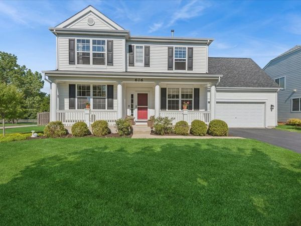 606 S Beacon Lane , Round Lake, IL 60073