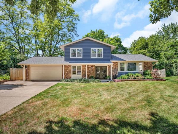 5 Assembly Court , Bolingbrook, IL 60440