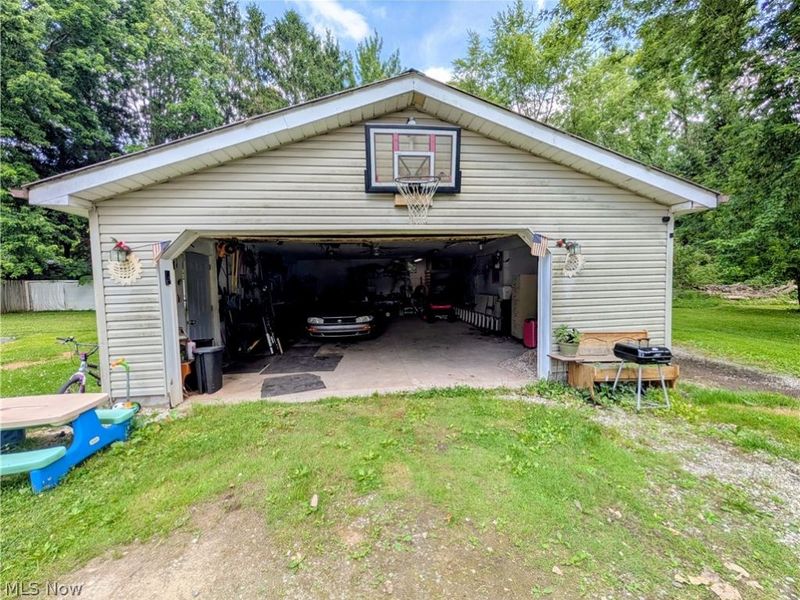 7300 Cliff Drive, Ravenna, OH 44266 Photo 12