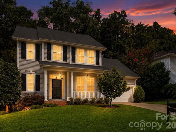 6832 Charter Hills Road, Charlotte, NC 28277