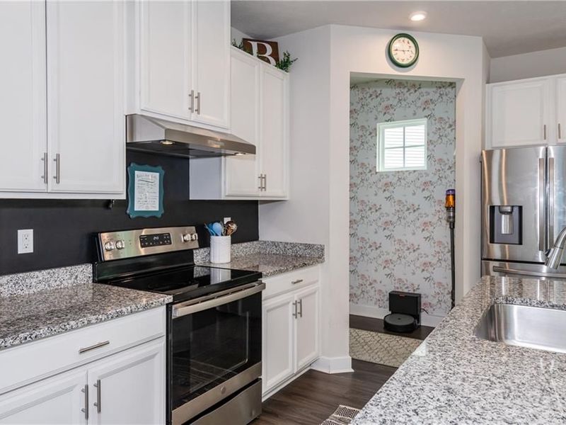 6163 Derby Place, Huber Heights, OH 45424 Photo 12