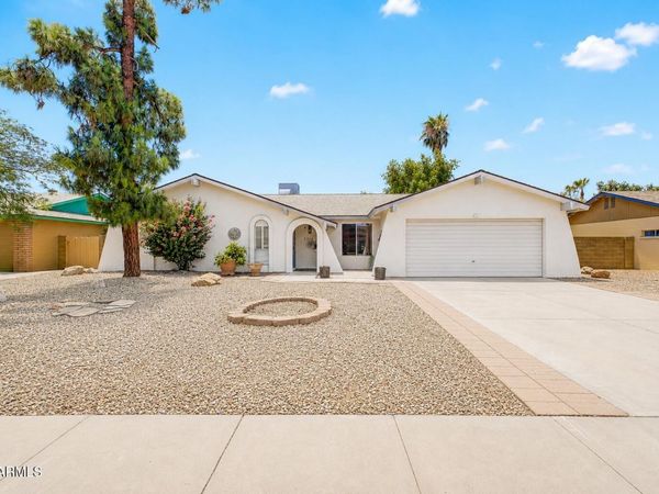 5215 W LAS PALMARITAS Drive, Glendale, AZ 85302