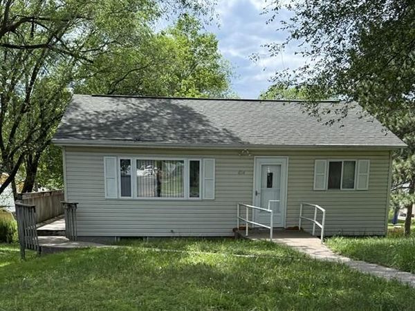 4114 Bank Dr, Shelby, WI 54601