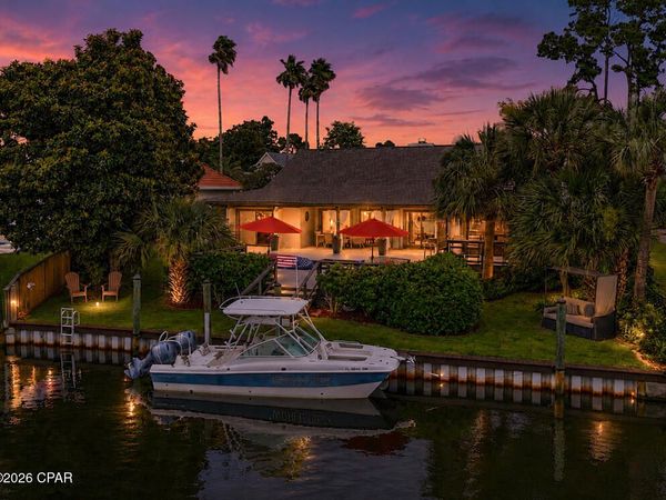 210 Marlin Circle, Panama City, FL 32408