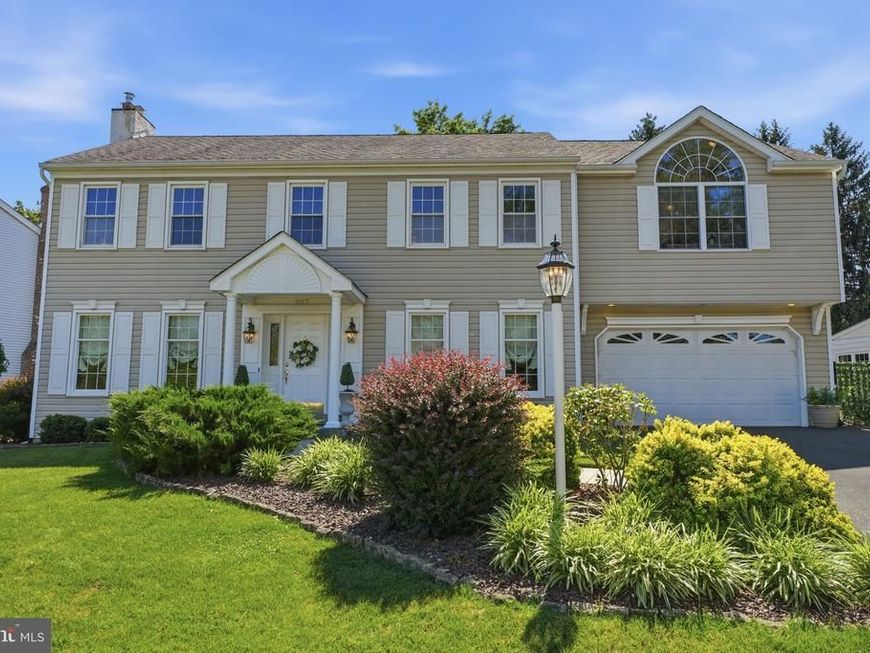 207 Forrest Drive , Holland, PA 18966 Main Photo