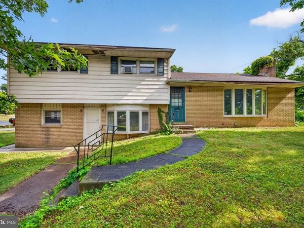 933 BIG OAK ROAD , YARDLEY, PA 19067