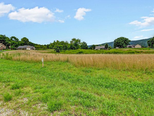 Marie Lane, Crossville, TN 38555