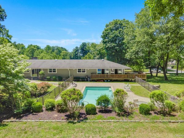 21 Vail Road , Poughkeepsie, NY 12603