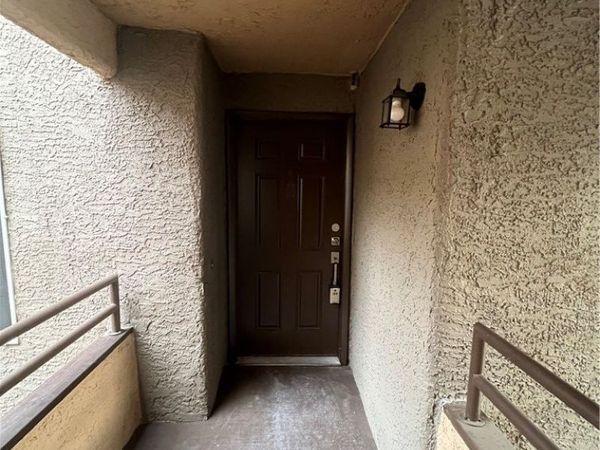 2200 S Fort Apache Road, Unit 2229, Las Vegas, NV 89117