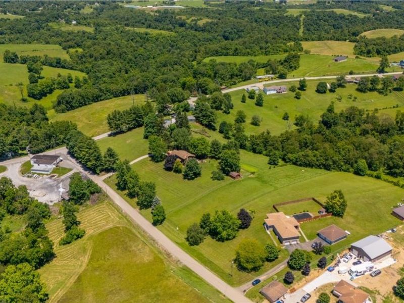61173 Crozier Ridge Road, Bellaire, OH 43906 Photo 11