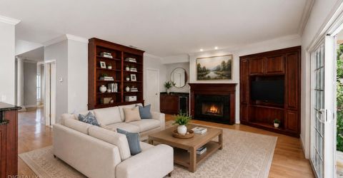 5 Latham Ln, Sacramento, CA 95864 Photo