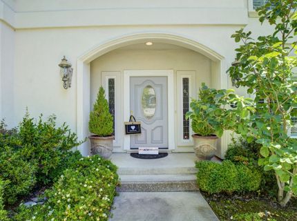 5 Latham Ln, Sacramento, CA 95864 Photo