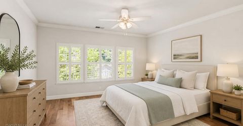5 Latham Ln, Sacramento, CA 95864 Photo