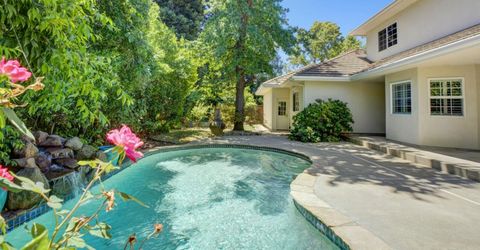 5 Latham Ln, Sacramento, CA 95864 Photo